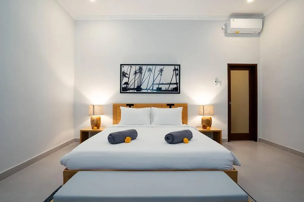 Umanala - 5 Min To Beach, Sleek Villa With Spacious Pool Area Kerobokan