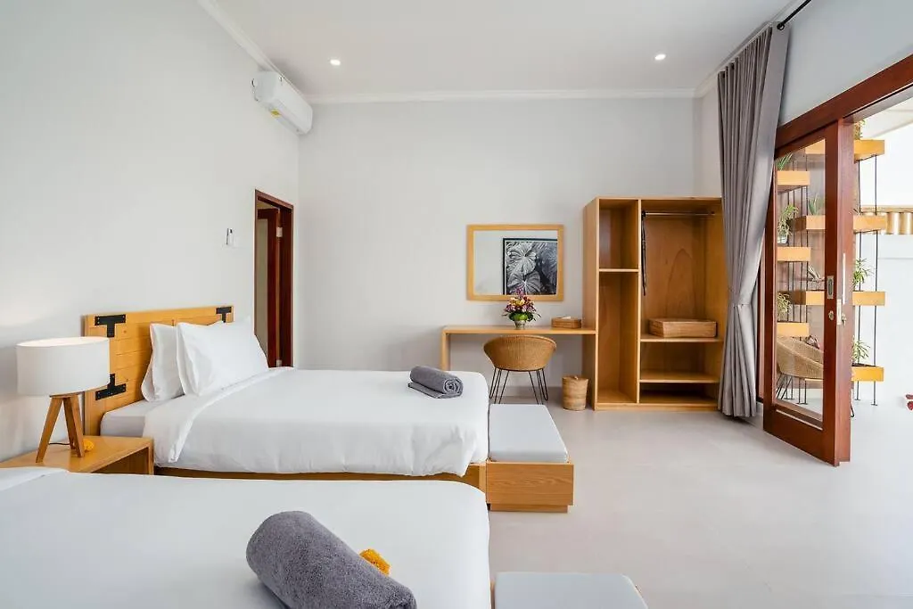 Umanala - 5 Min To Beach, Sleek Villa With Spacious Pool Area Kerobokan  0*, Kerobokan (Bali)