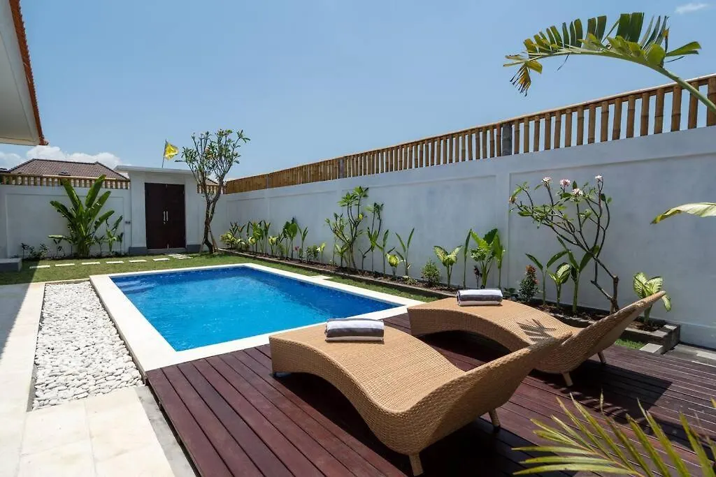 Umanala - 5 Min To Beach, Sleek Villa With Spacious Pool Area Kerobokan   Kerobokan (Bali)
