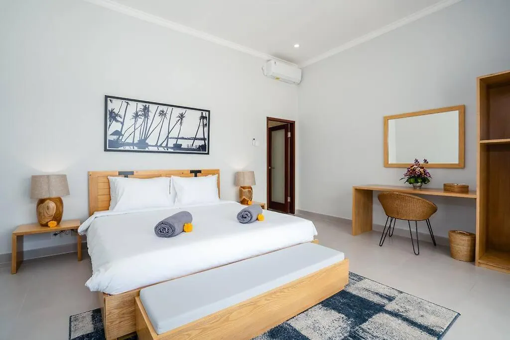 Umanala - 5 Min To Beach, Sleek Villa With Spacious Pool Area Kerobokan  Indonesia