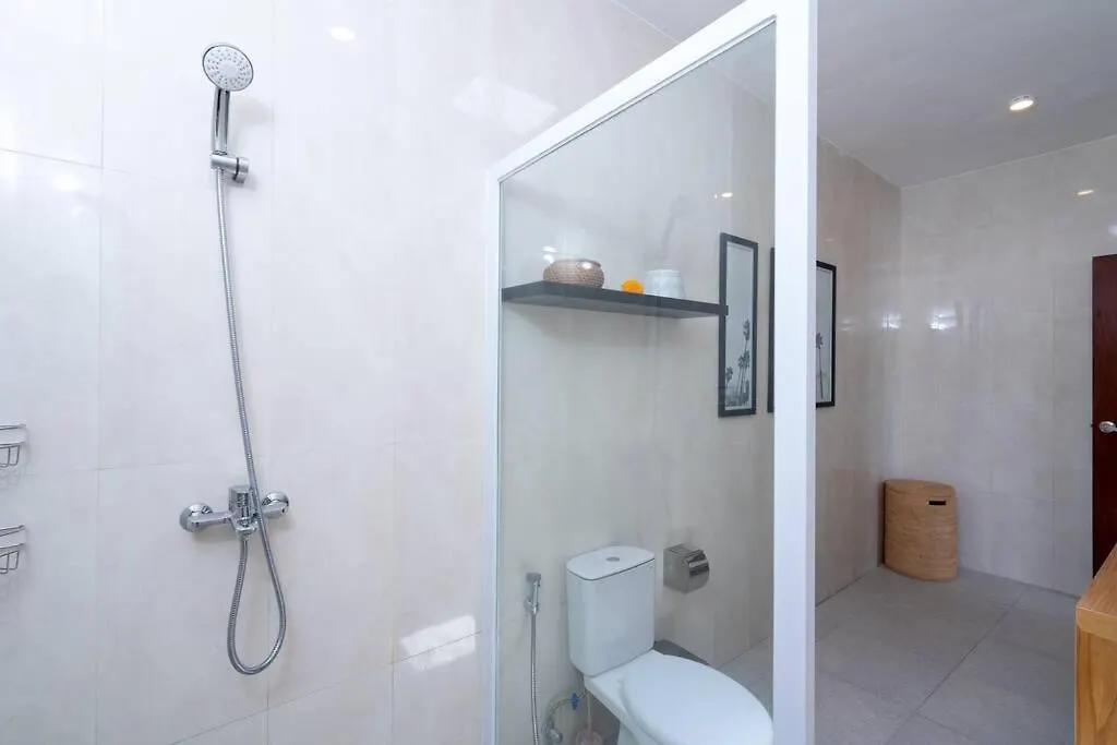 Umanala - 5 Min To Beach, Sleek Villa With Spacious Pool Area Kerobokan